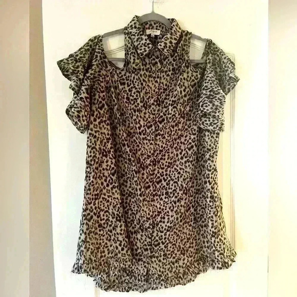 EUC Umgee Animal Print Dress Cold Shoulder Women’s Size Small - Picture 1 of 11